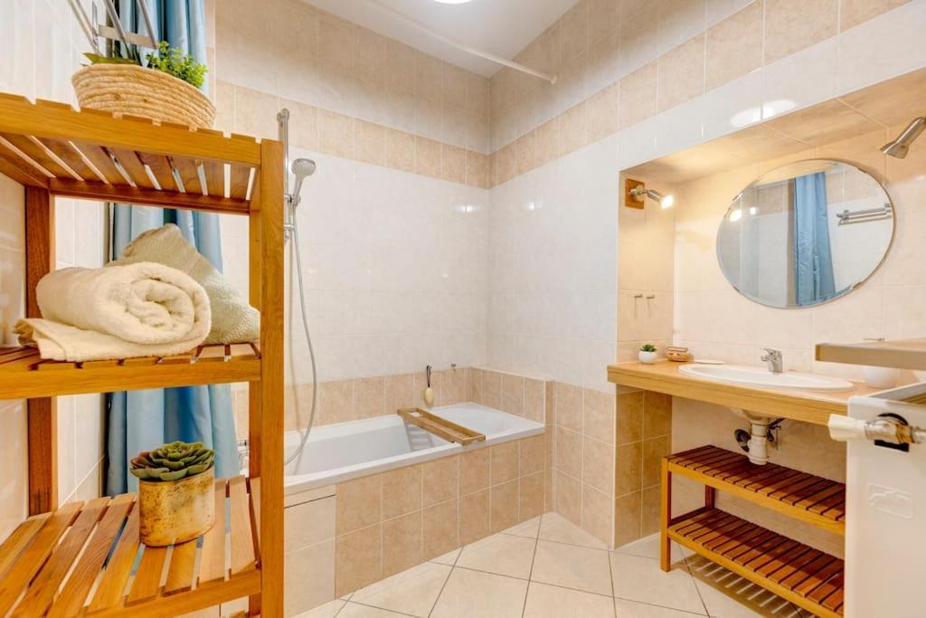 Vecchia Citta Cote Vieille Ville # Yolo Alp Home Анси Экстерьер фото